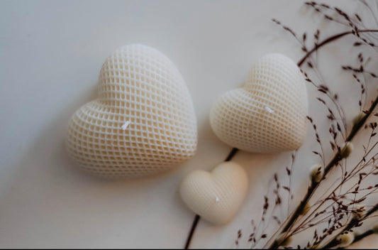 Extra Love Candle -Neutral